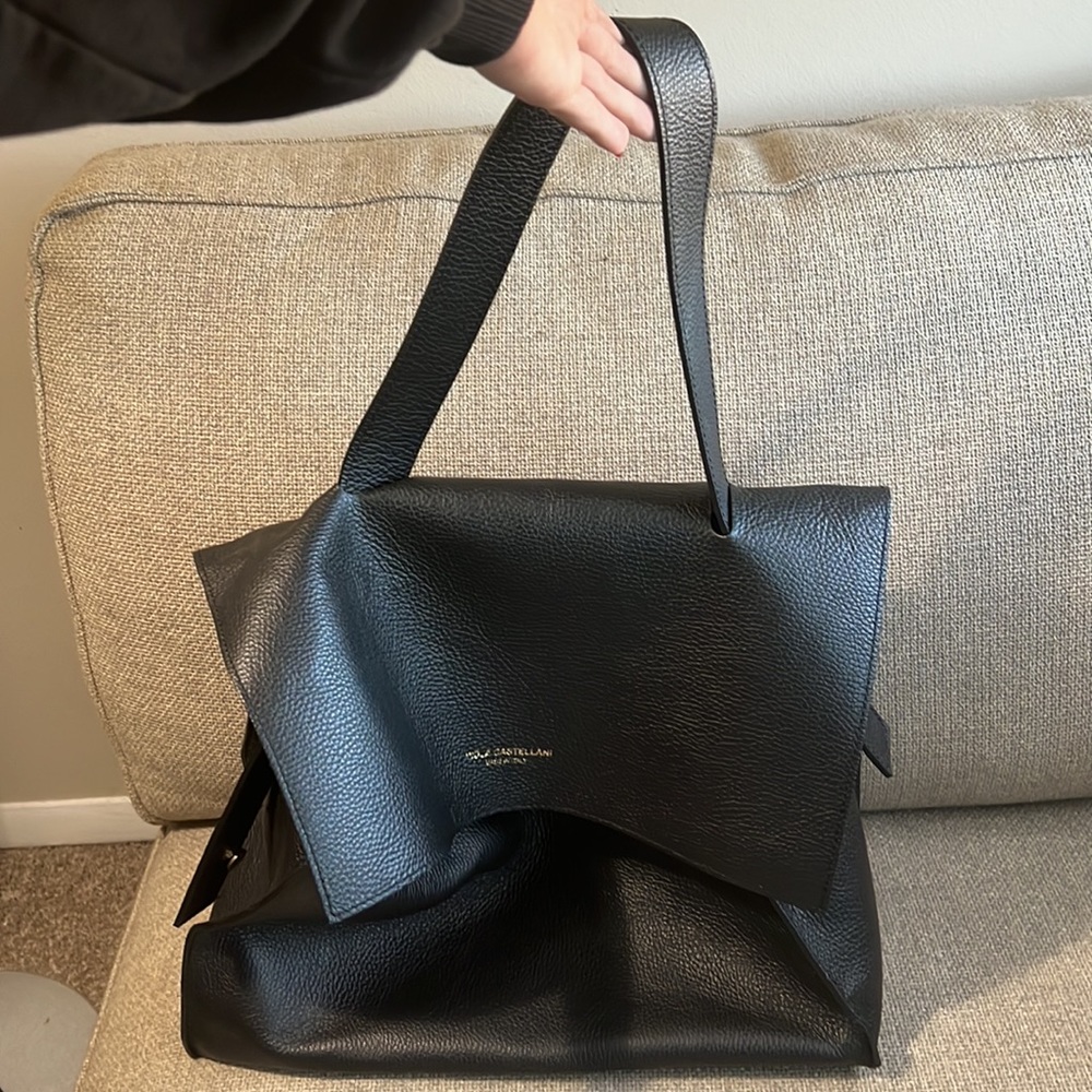 NWOT Modern Genuine Leather Tote
